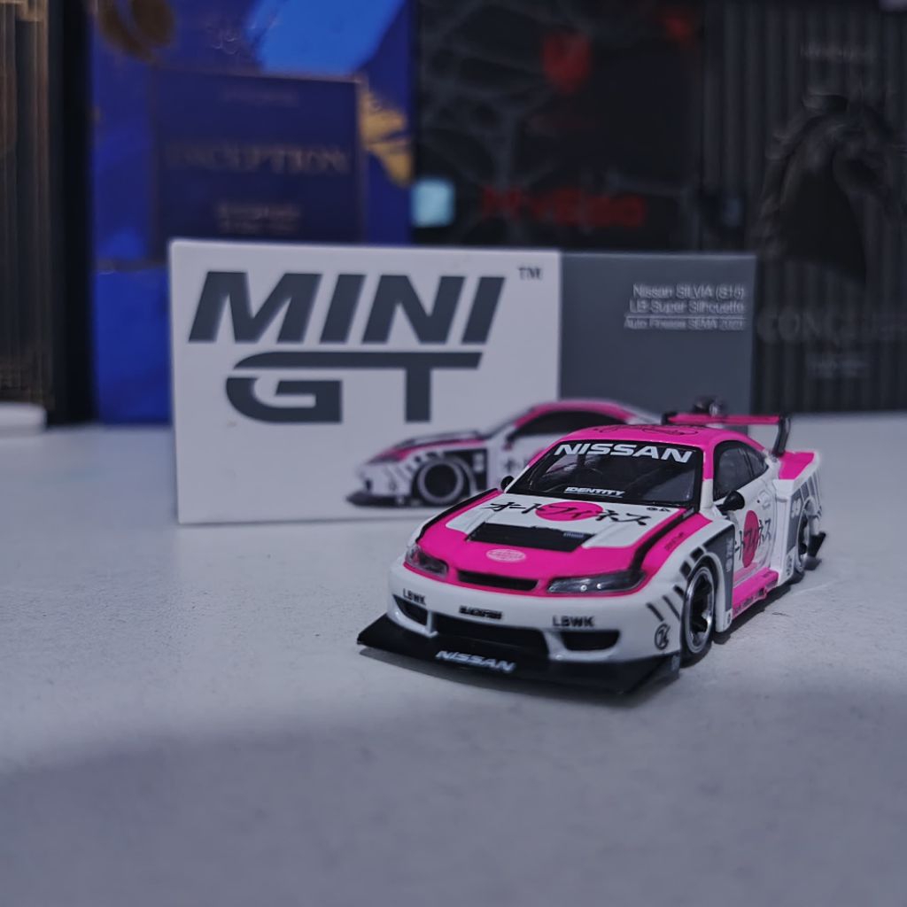 MINI GT SILVIA S15