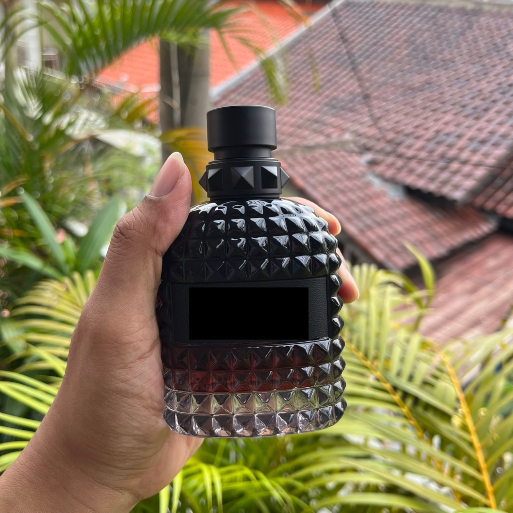 Decant Parfum V Born in Roma Intense Eau de Parfum / Vanilla Lavender Aromatic Fragrances