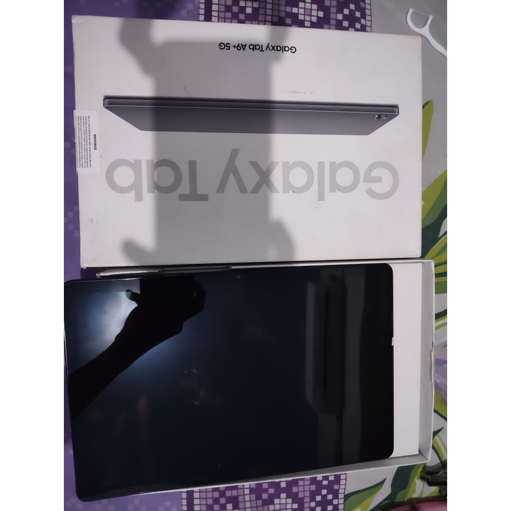 samsung galaxy tab A9 plus 8/128 5g second (bisa pakai kartu)