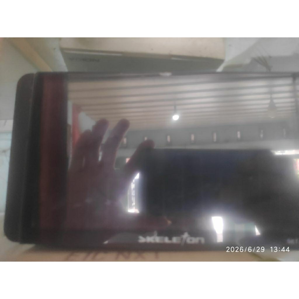 tape mobil masih bagus...model tv...tidak layar sentuh murah saja...