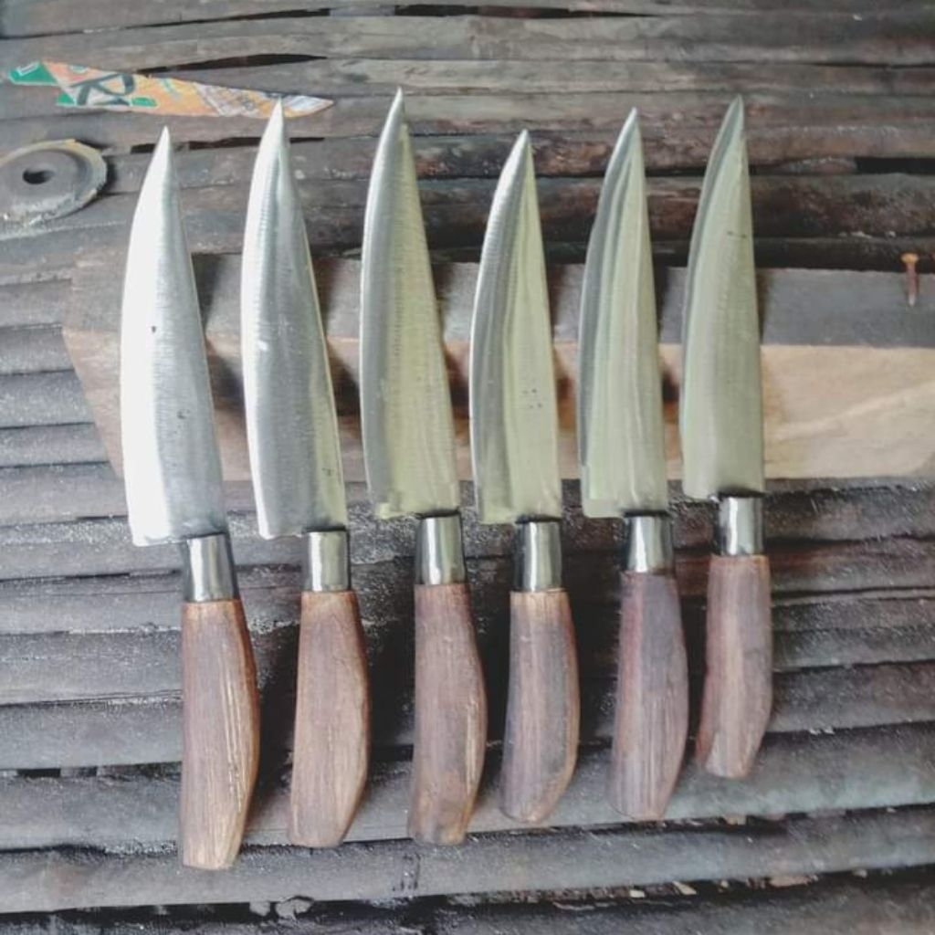 pisau dapur bahan bering truk