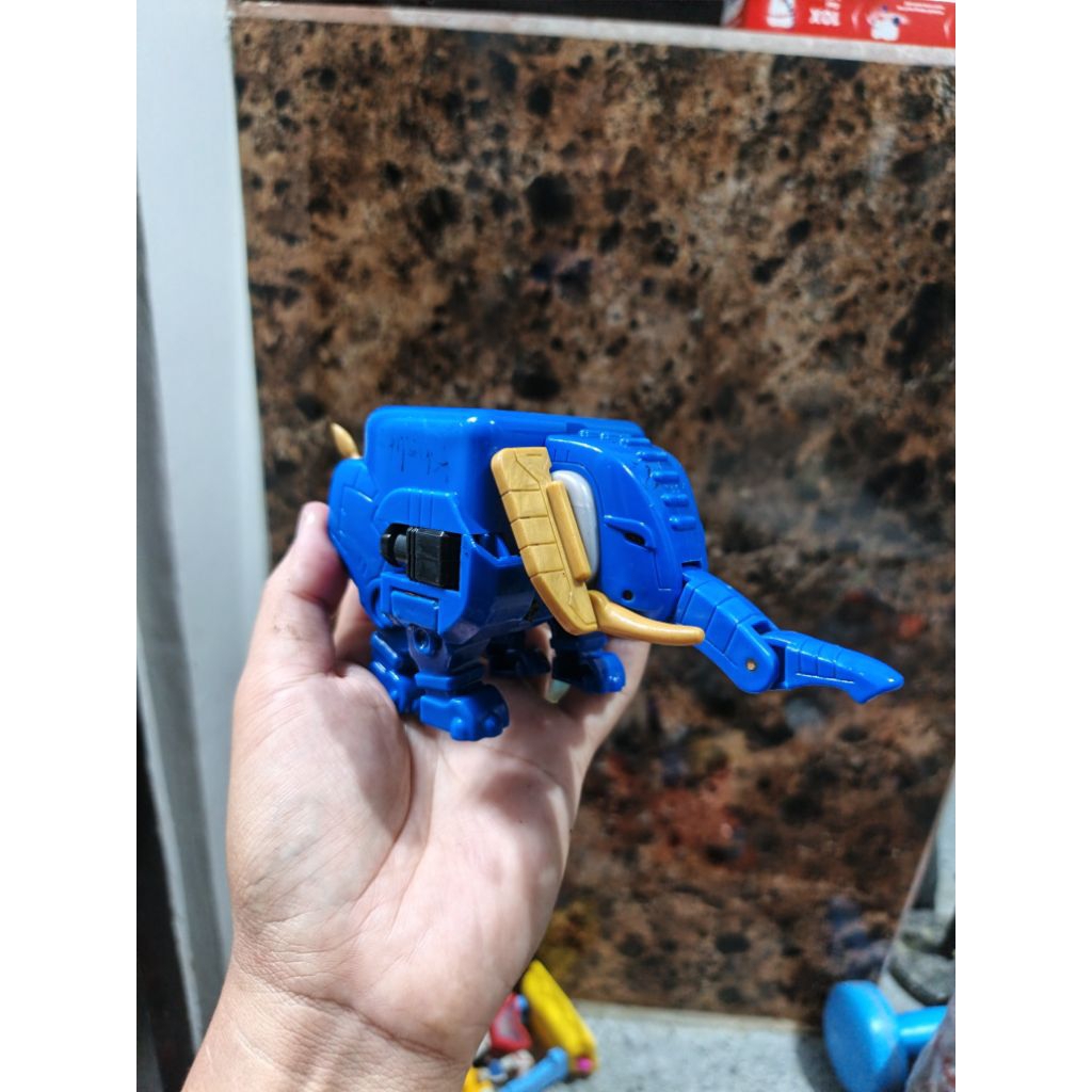 figure megazord gajah cfc