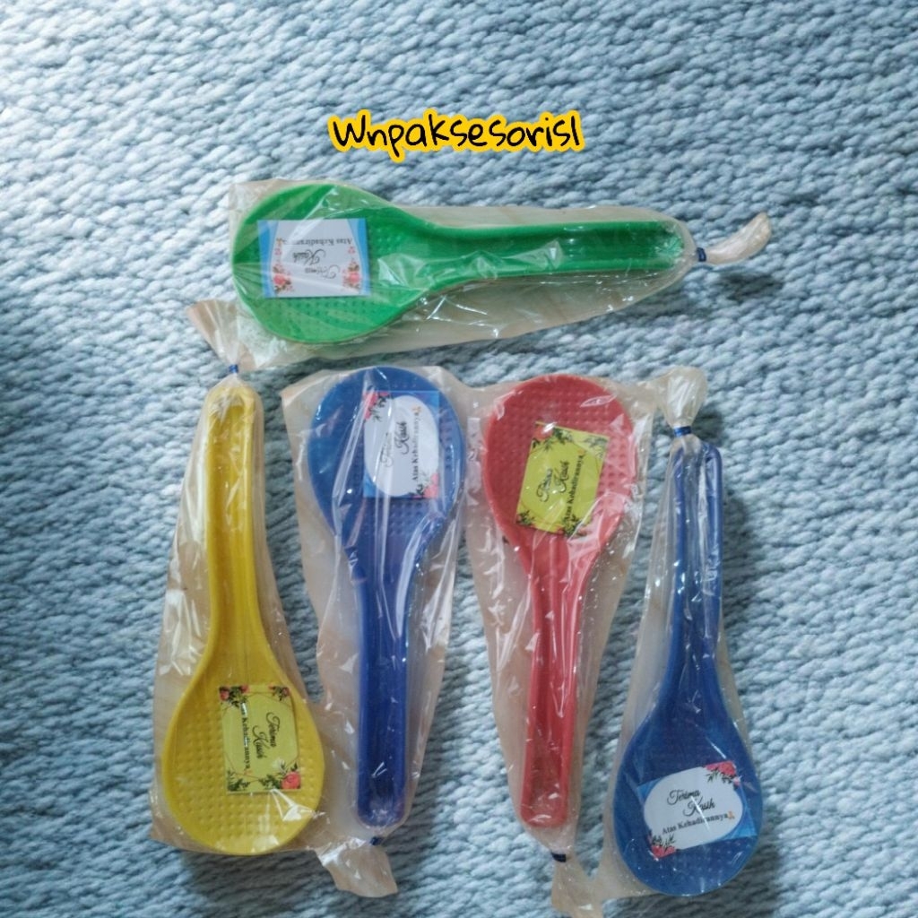 souvenir pernikahan centong nasi + kartu ucapan