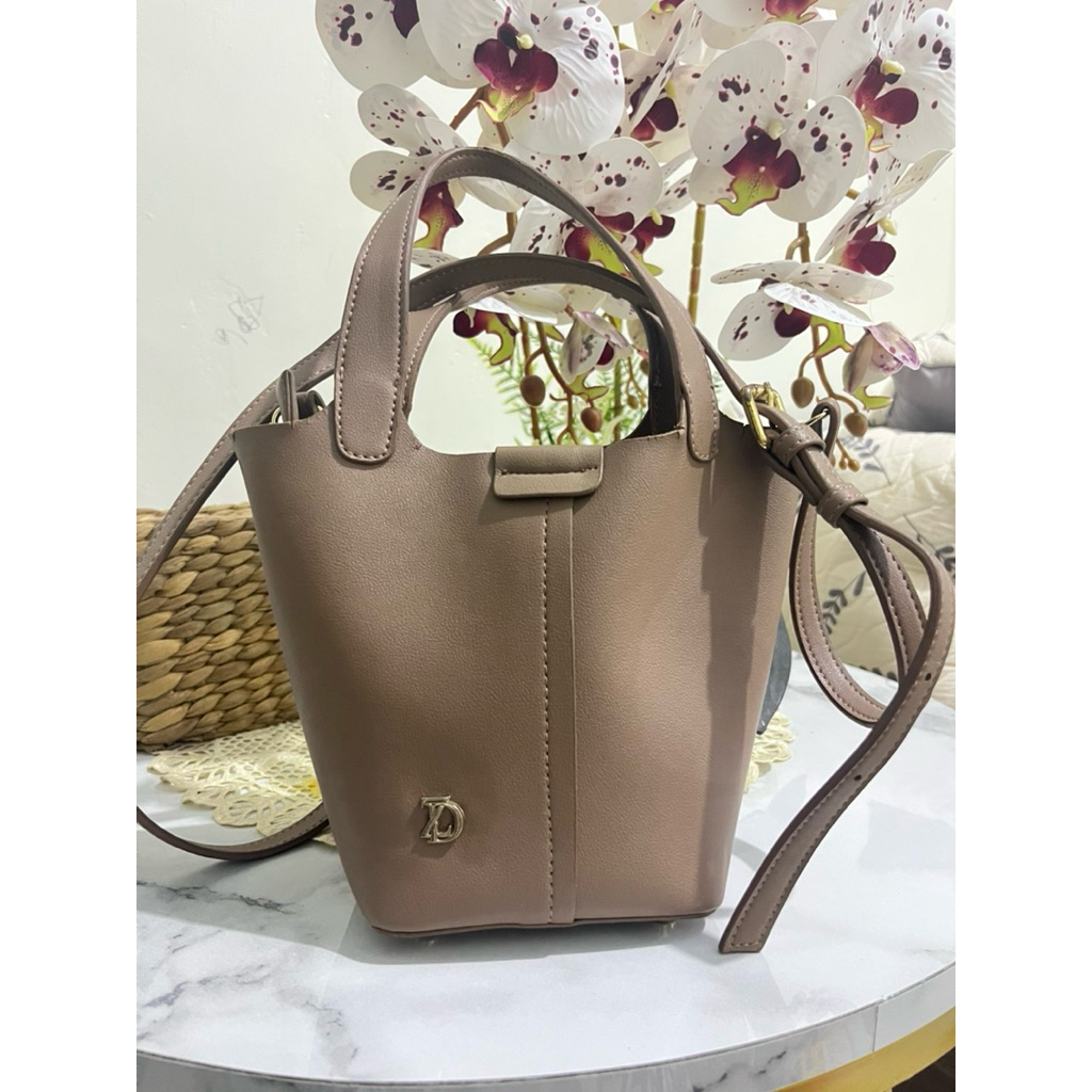 Preloved tas wanita Zytadelia