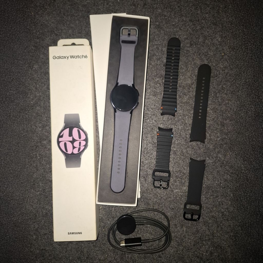 Galaxy Watch 6 40mm Full Set + Free 2 Strap - Bekas