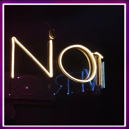 Neon Flex Huruf Gantung Melingkar Custom Dekorasi Hiasan Lampu