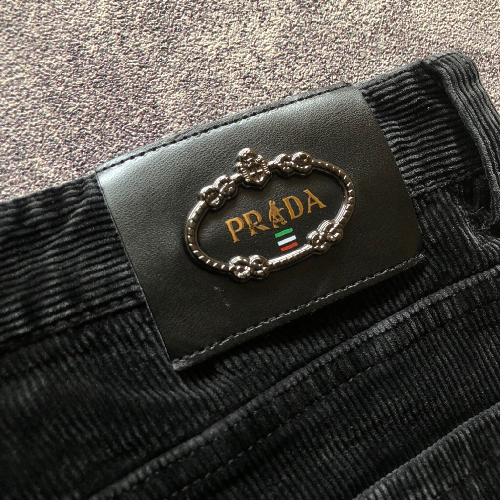 Corduroy Pants PRADA Scnnd Size 36 ,Corduroy pants black small logo,celana panjang corduroy hitam sl
