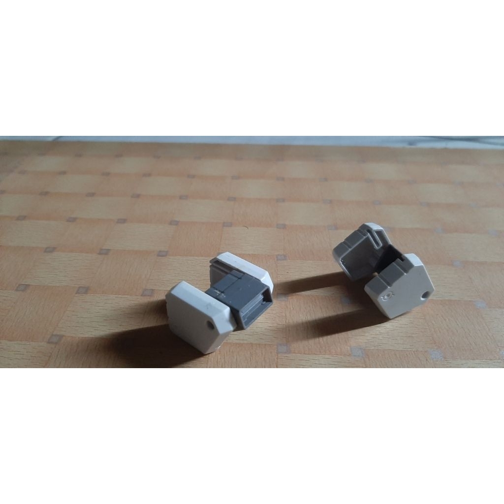 part shoulder fm graze