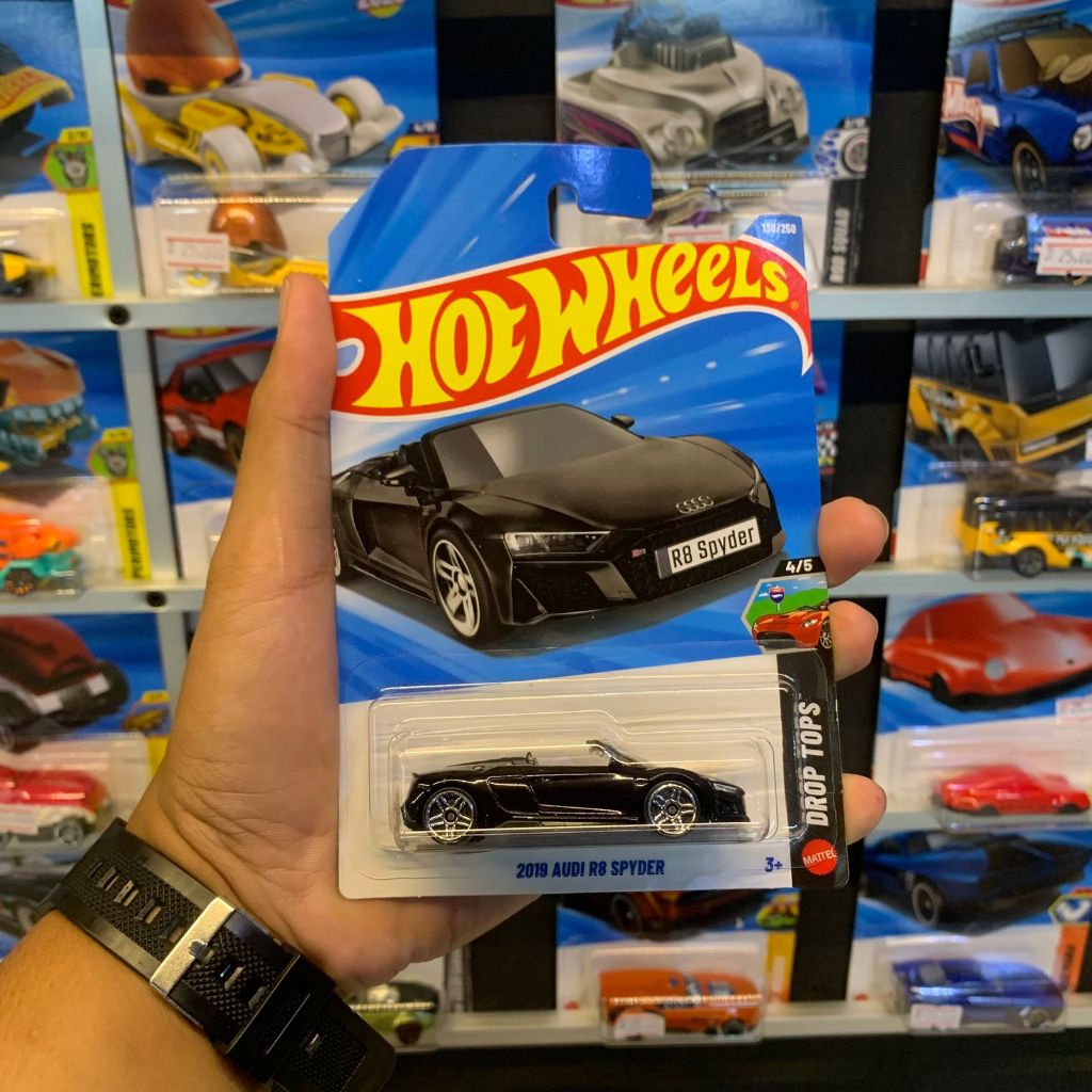 Hotwheels 2019 Audi R8 Spyder FNDiecast