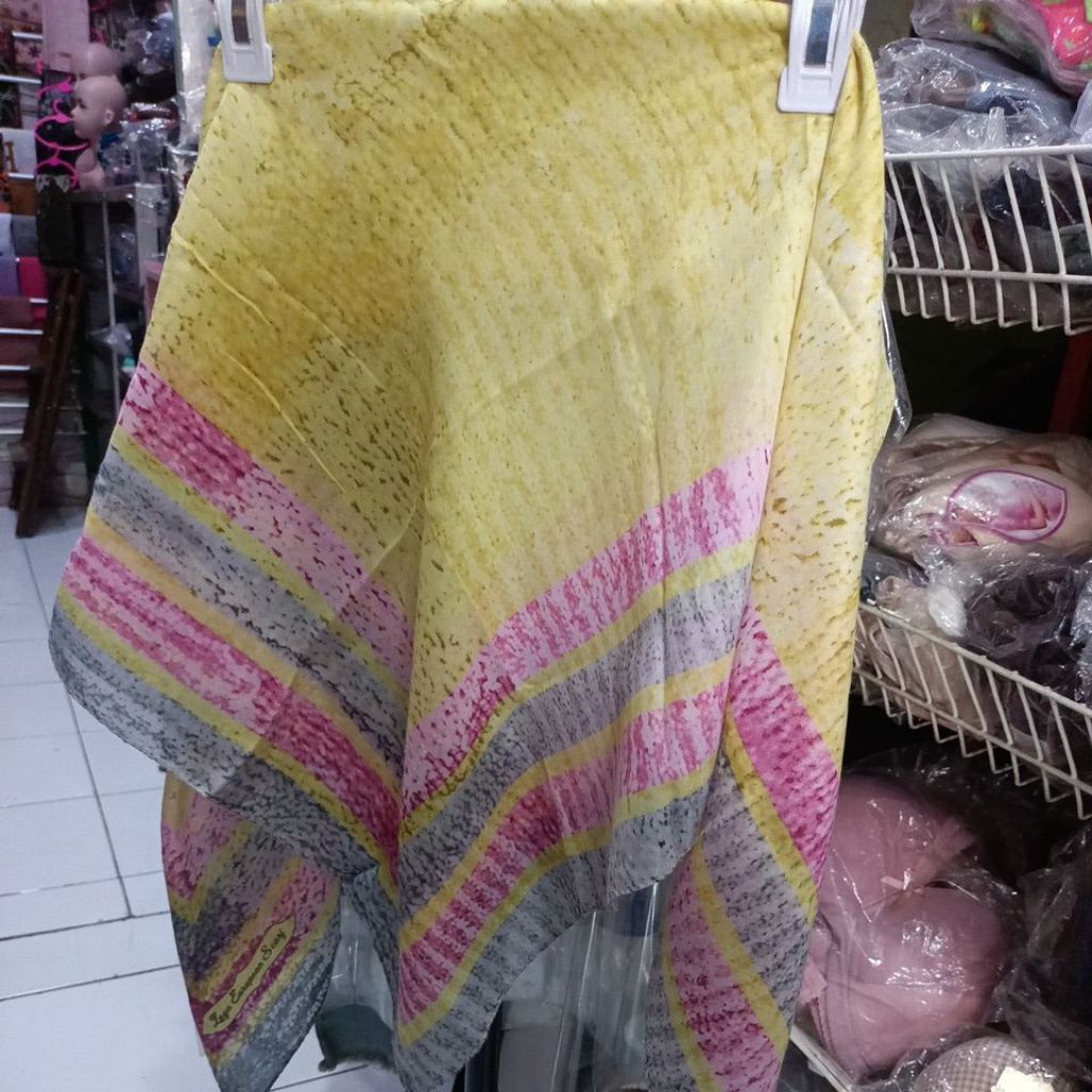 PRELOVED hijab zoya