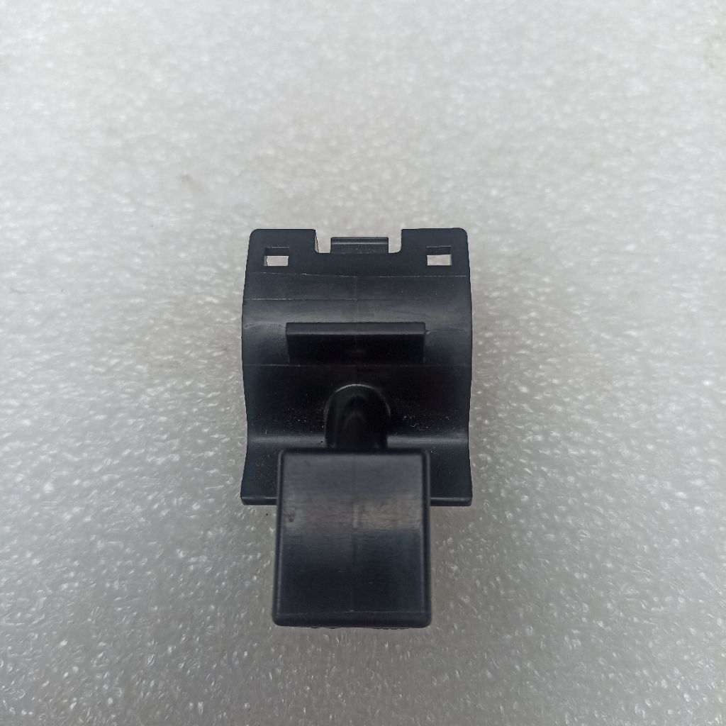 Nozzle semprotan air wiper depan  vios yaris original