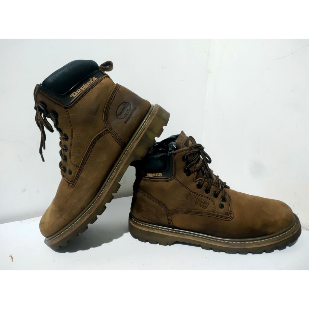 Sepatu Boots Shoes Dockers, Size 43