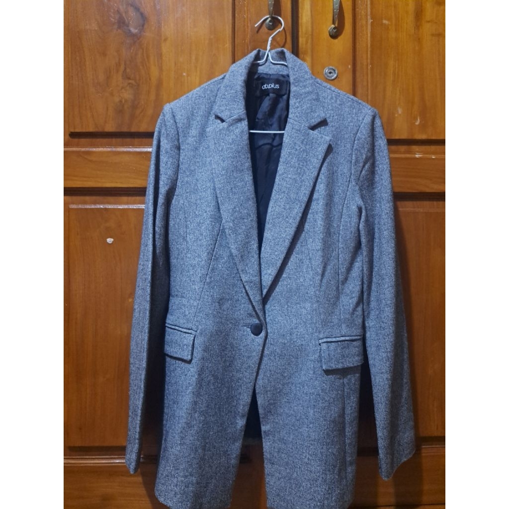 blazer long motif kotak2