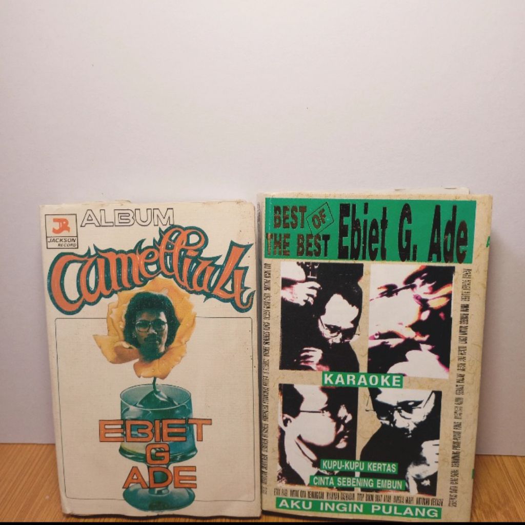 Kaset Ebiet G Ade - Camelia IV / Best Of The Best (Sepaket)