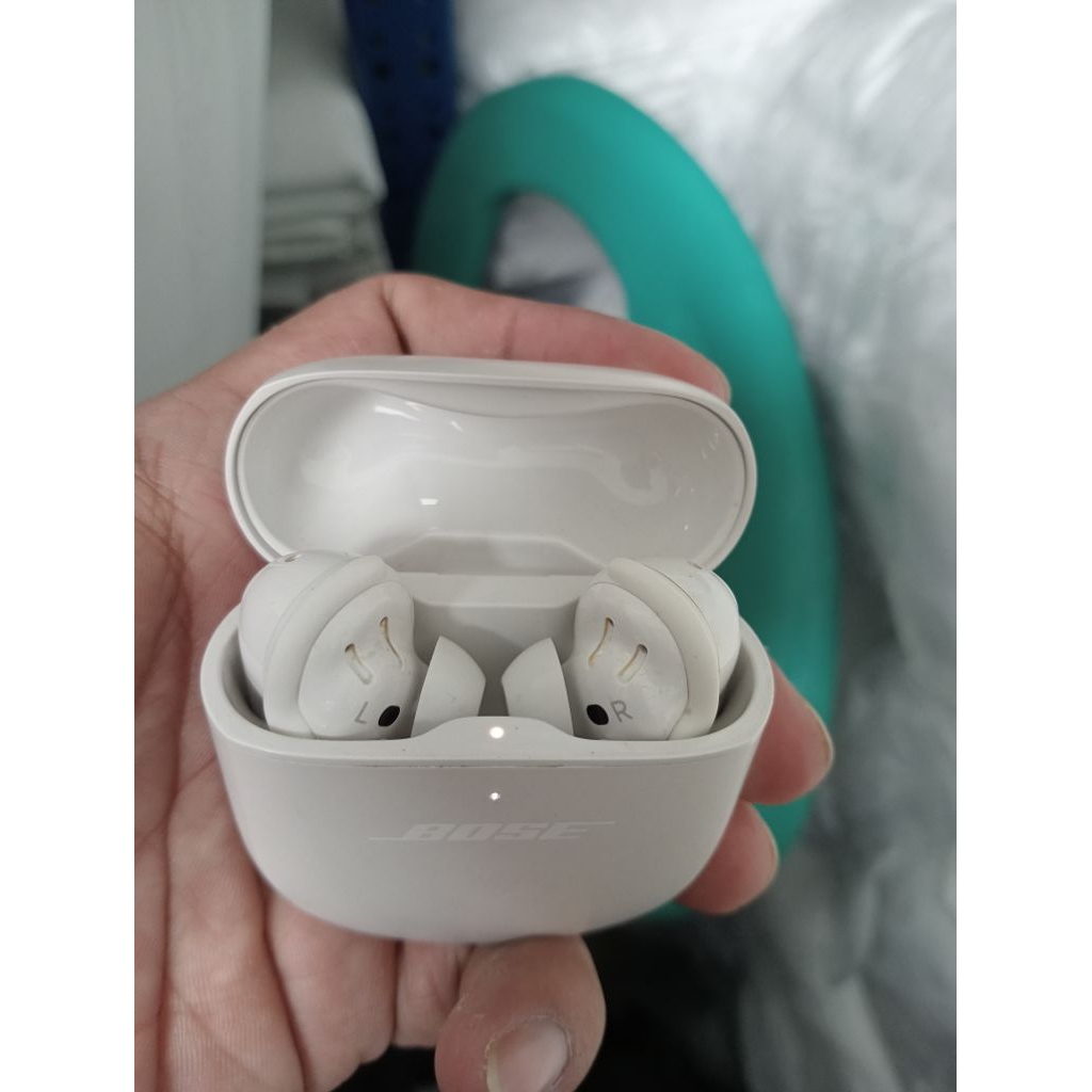 earphone nirkabel Bose qc earbuds 2