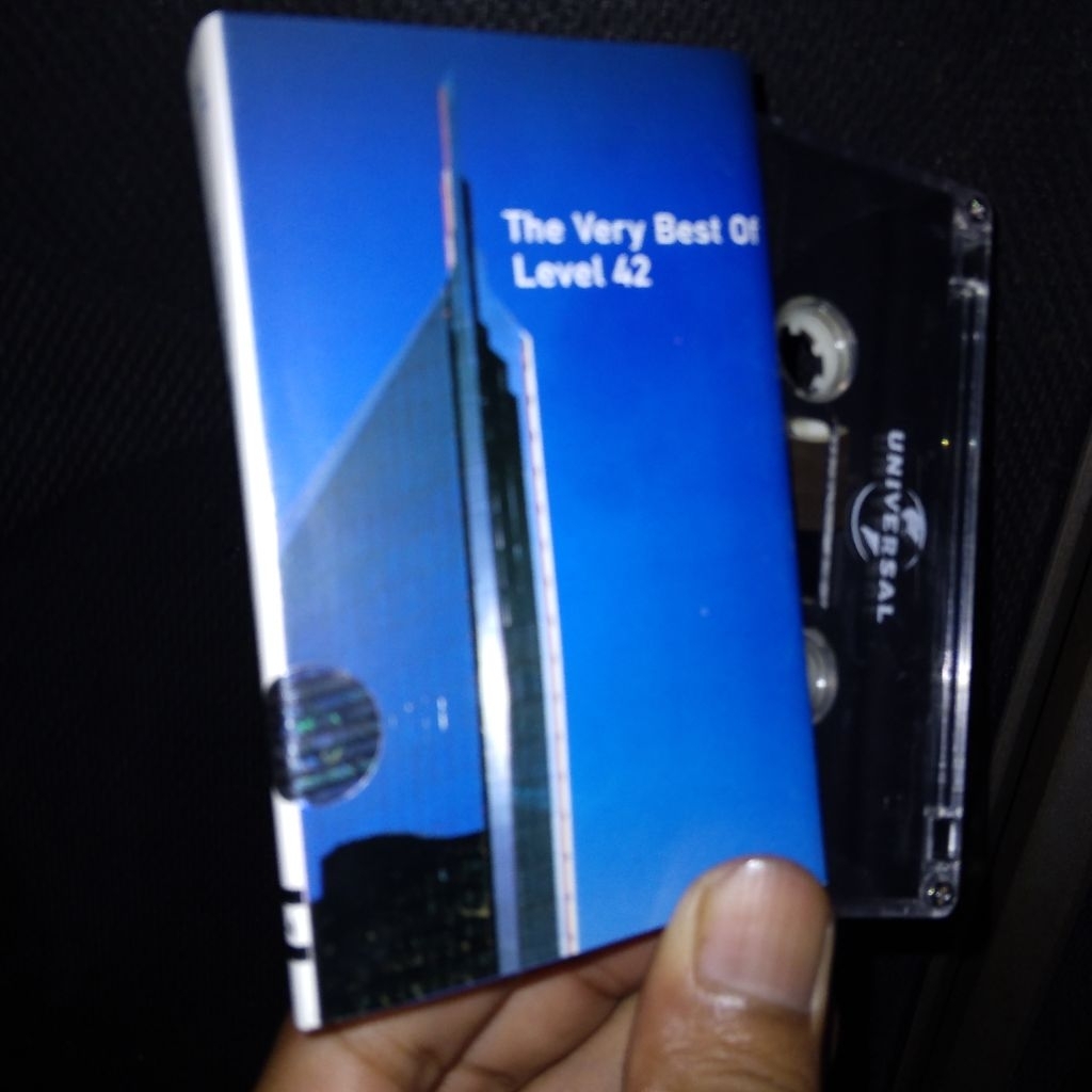 Kaset Level 42 The Very Best of Level 42