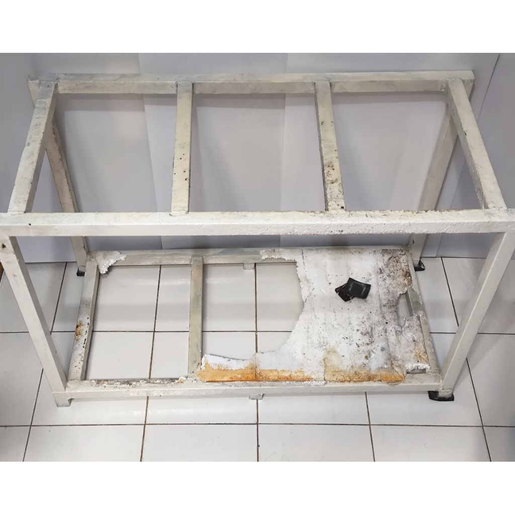 Rak Besi Holo panjang 110cm lebar 51cm tinggi 70cm Rak Besi Holo Rak Aquarium