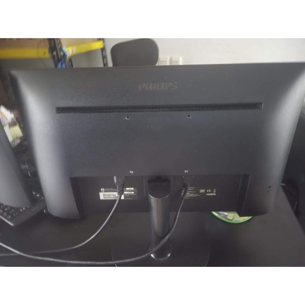 monitor philips 22 inch 221V8A/70 built in speaker