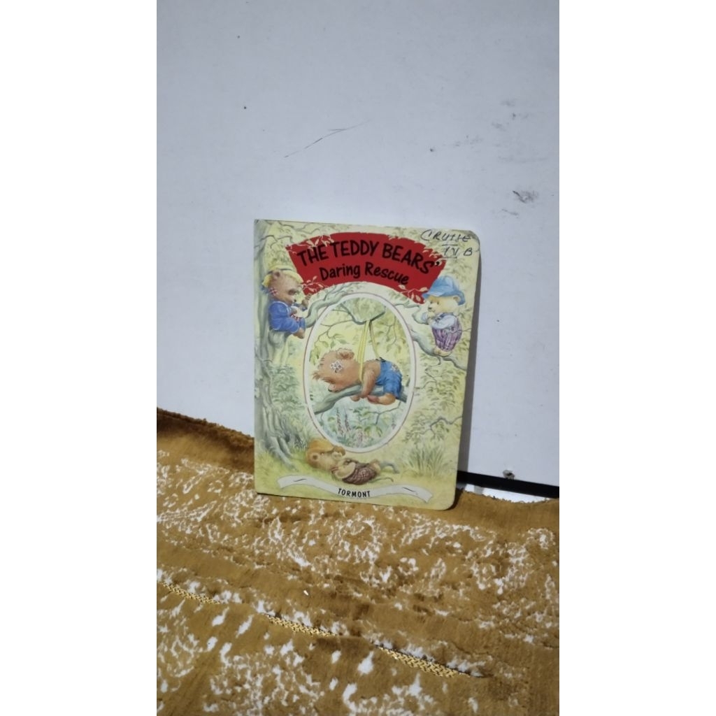 (preloved ) buku anak the teddy bears daring rescue original
