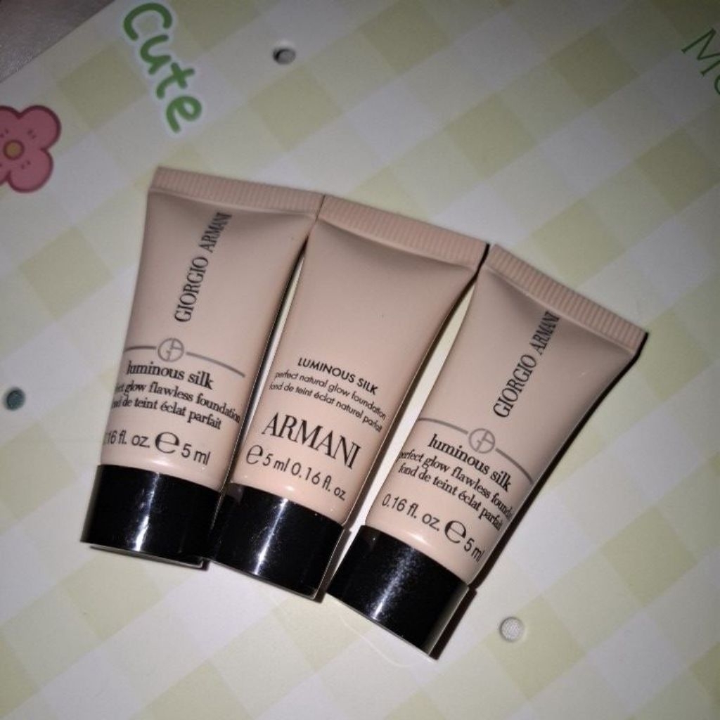 Armani Beauty Giorgio Armani luminous silk perfect glow flawless foundation 5 mL 100% ORI shade 5.5 