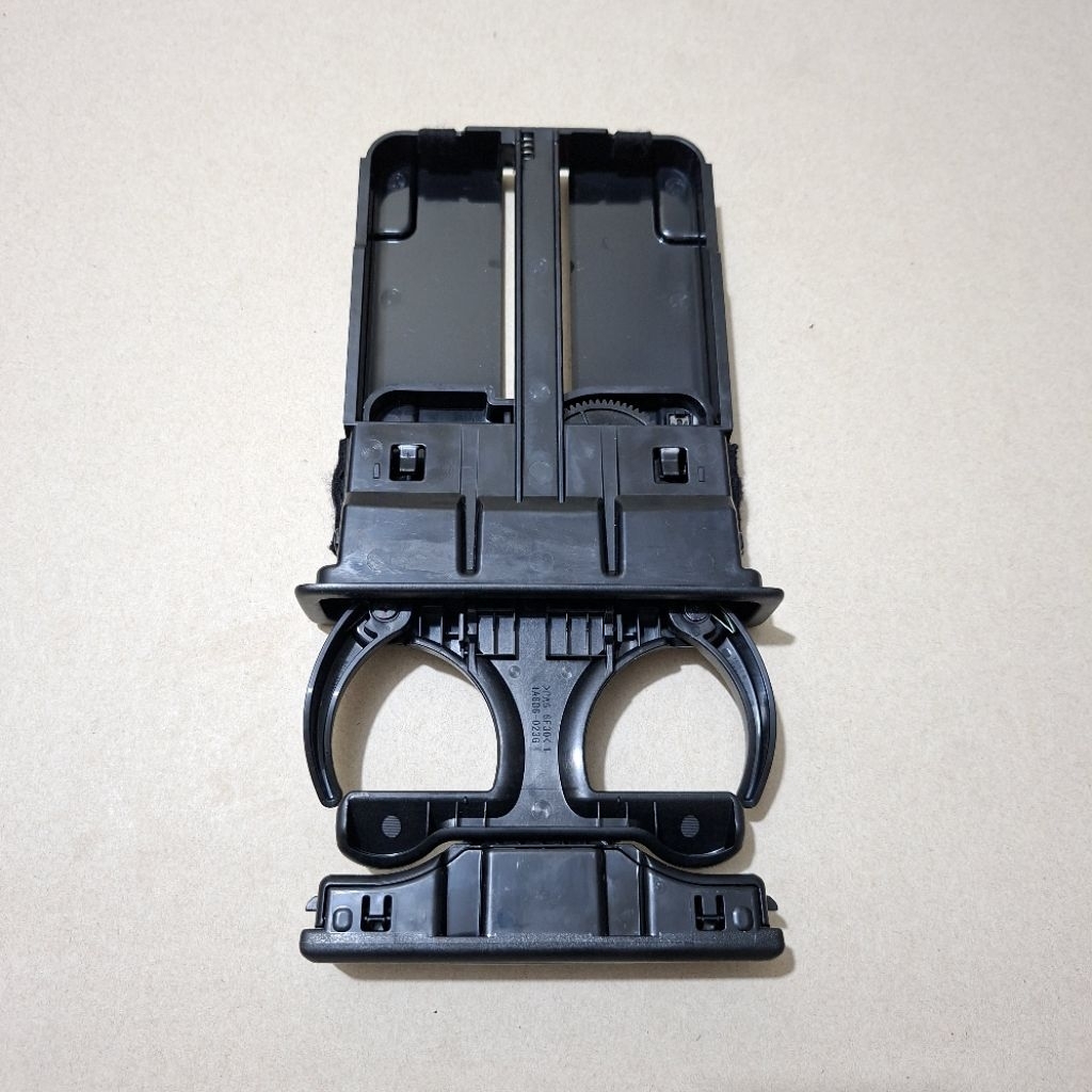 Cup Holder Arm Rest Jok Tengah Toyota Innova Reborn, Toyota Fortuner Vrz Srz Original
