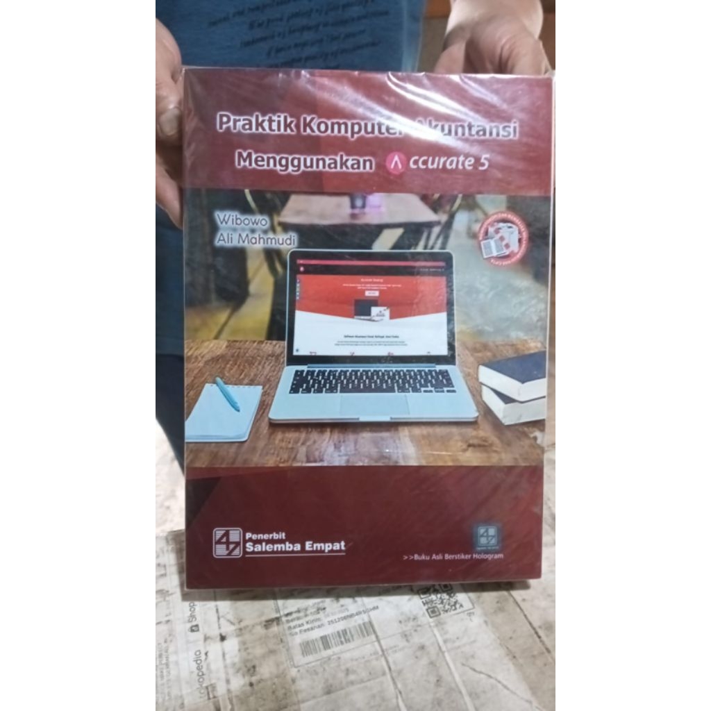 Buku Praktik Komputer Akuntansi Menggunakan Accurate 5