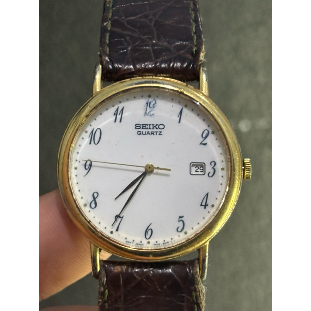 JAM TANGAN SEIKO QUARTZ