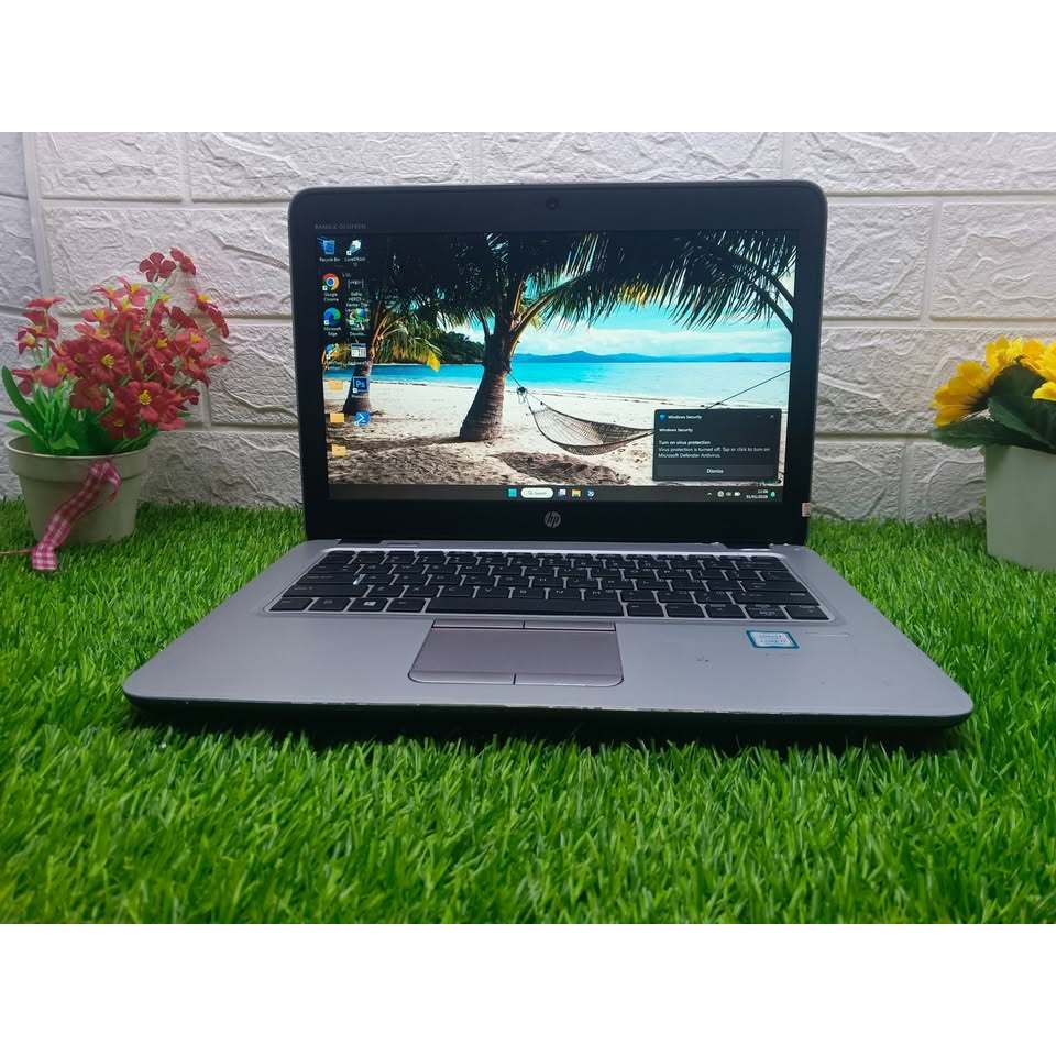 Laptop HP Elitebook 820 i7 gen 7 Ram 8gb ssd 256gb