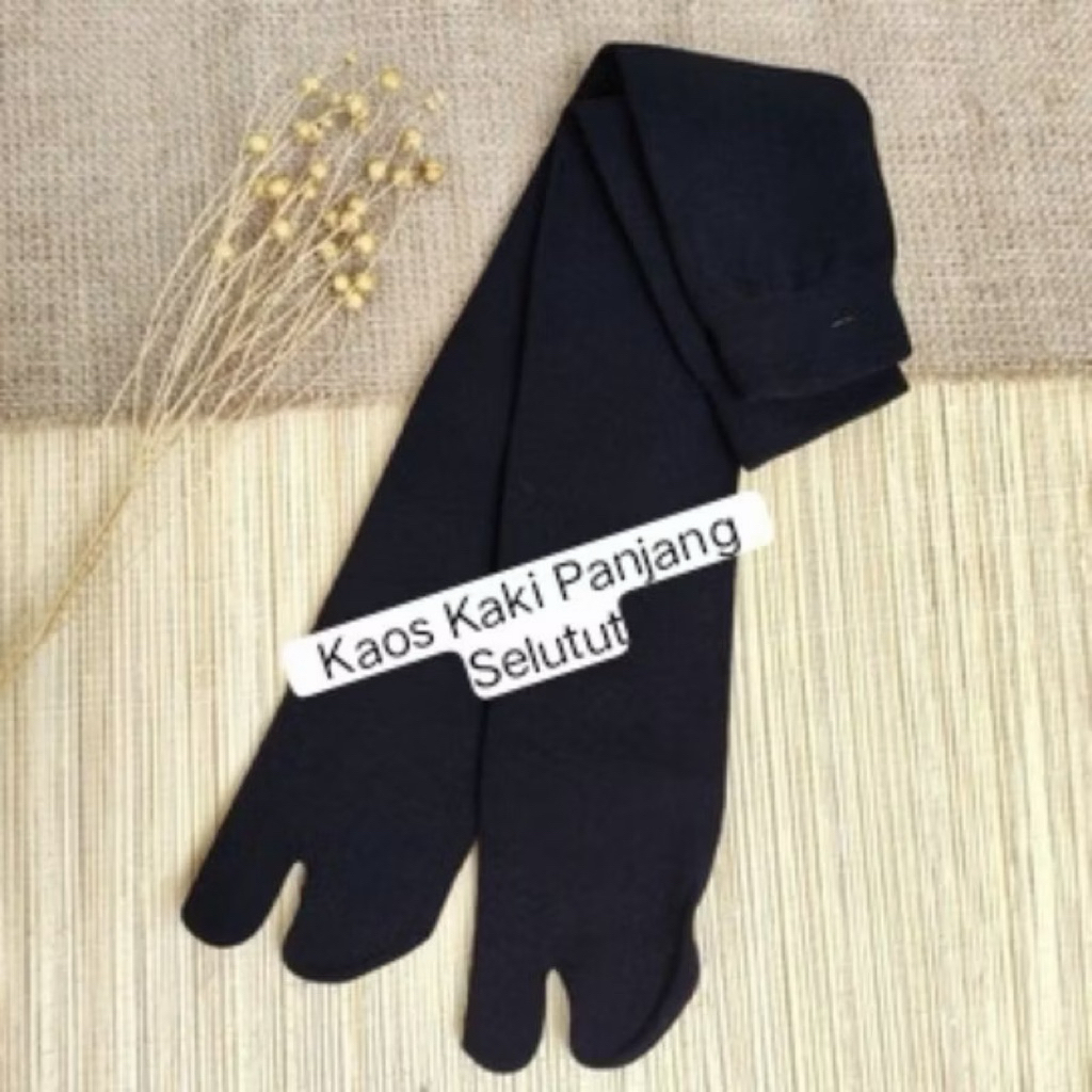 (XL) Kaos Kaki Muslimah Selutut / Kaus Kaki Panjang