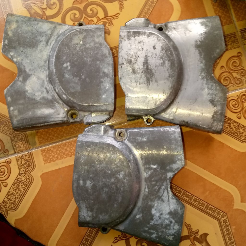 TUTUP GEAR DEPAN LEGENDA 2 ,ORI