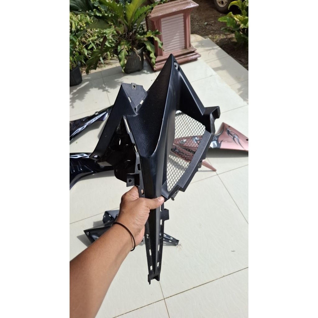 Body kasar kiri kanan r15 v3 Fairing sayap kasar 1 set r15 v3 copotan original