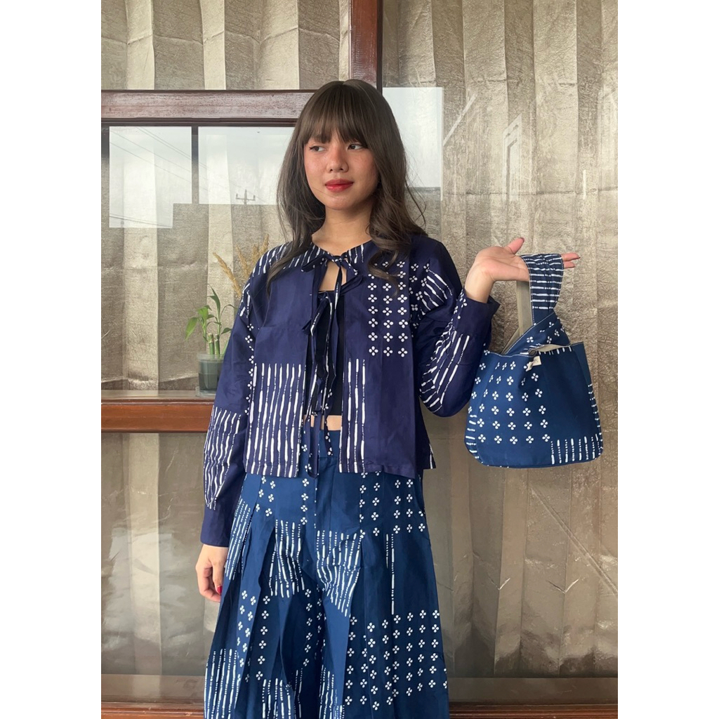 NOELLE - Knot Bag Batik | Handle Bag Batik | Souvenir Batik