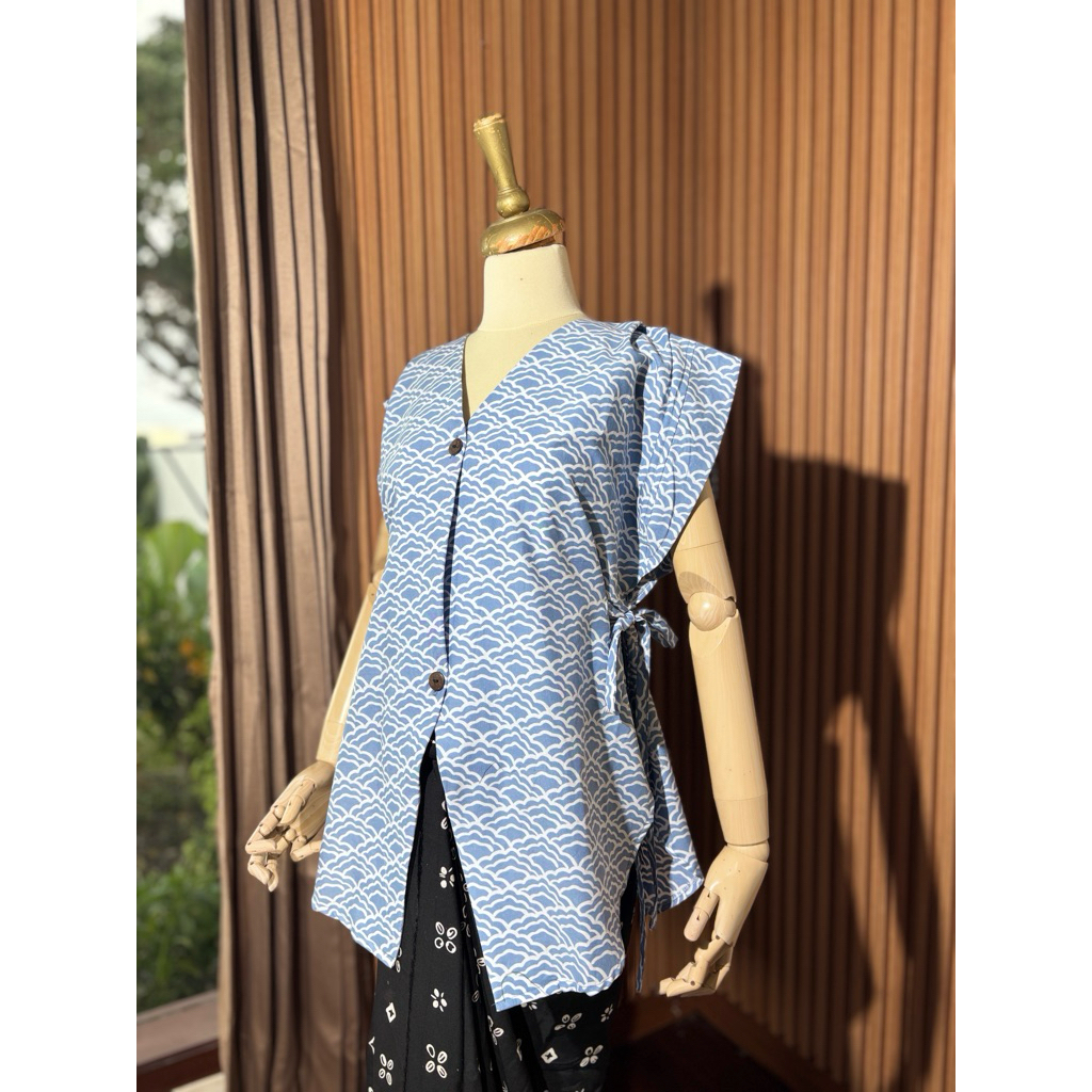 ARUM - Vest Batik