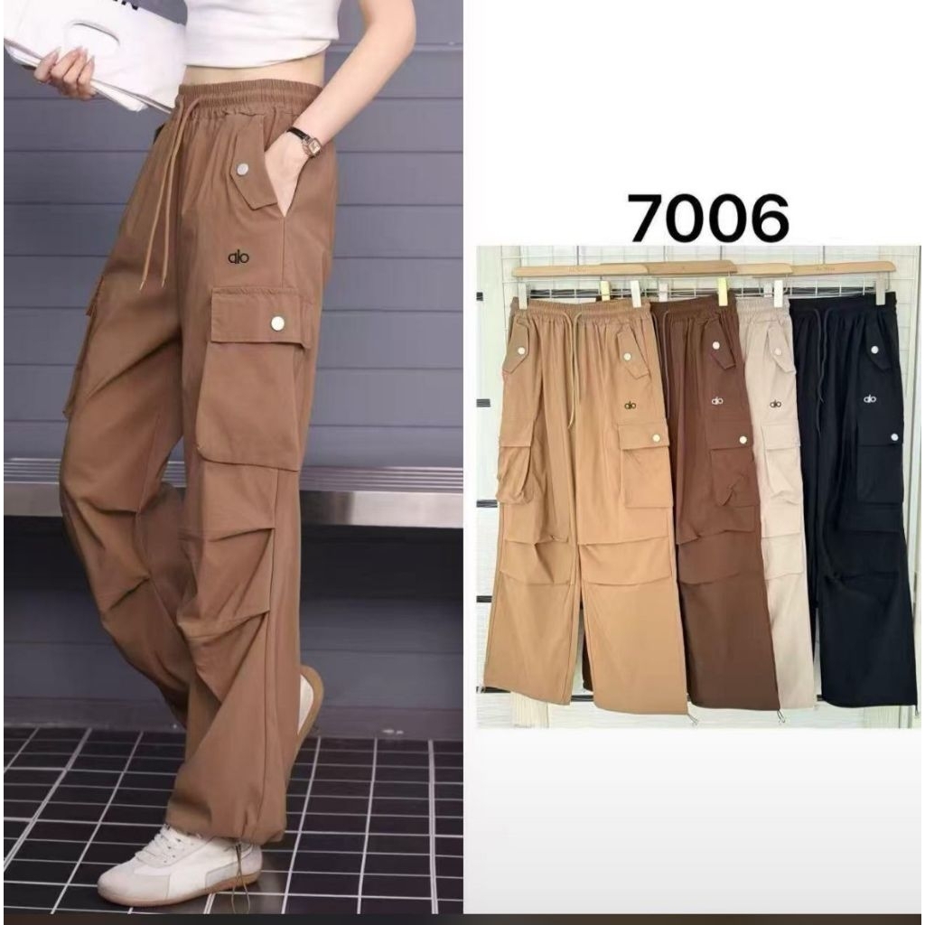 Celana Cargo Alo wanita-bahan parasut premium-nyaman dipakan -model kekinian