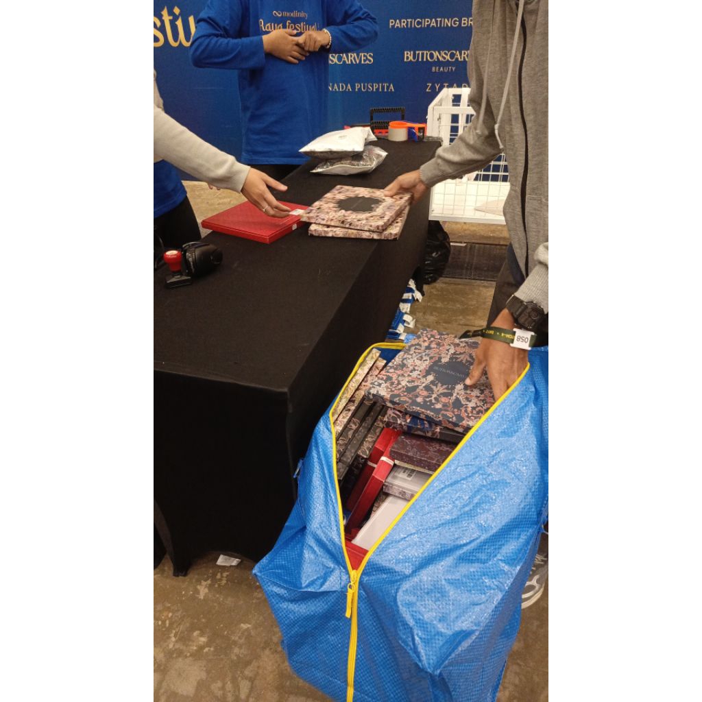 modinity sisterhood vivi zubedi sale