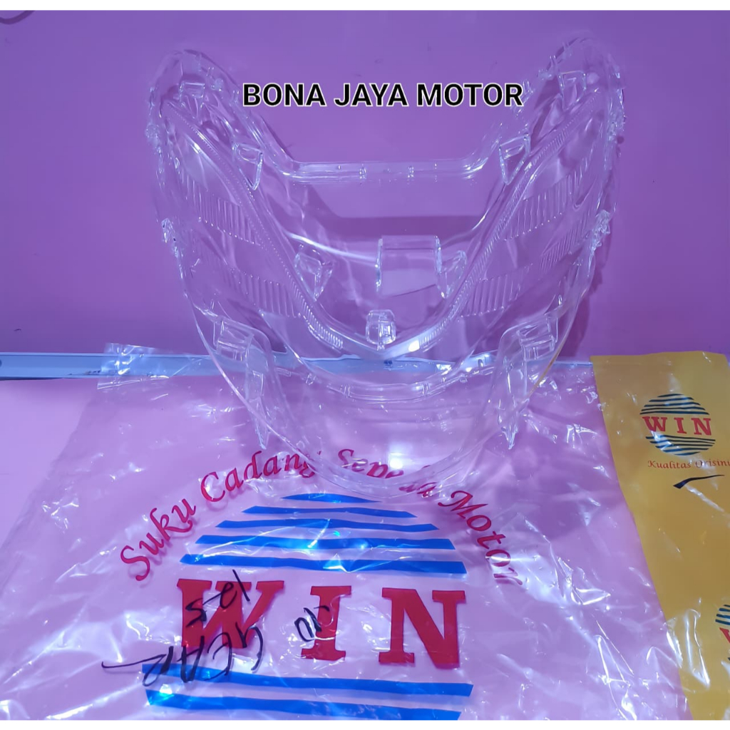 MIKA KACA LAMPU DEPAN MIO GEAR 125 MERK WIN