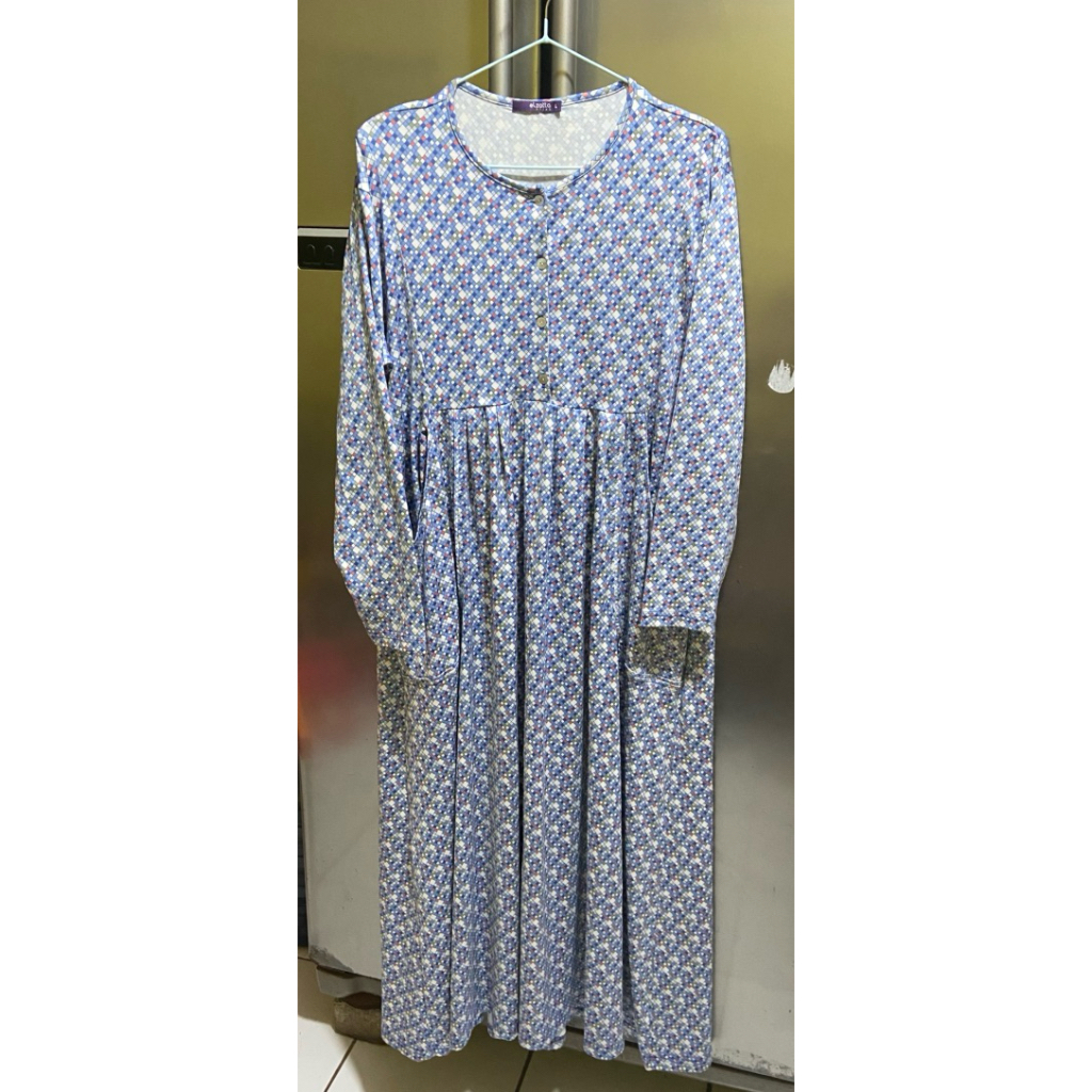 Dress elzatta size L pl