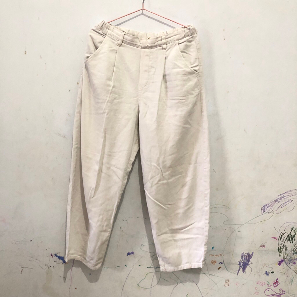 Studio clip barrel pants