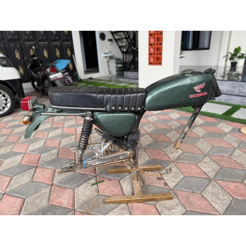 Bodiset body set cb rangka megapro original copotan