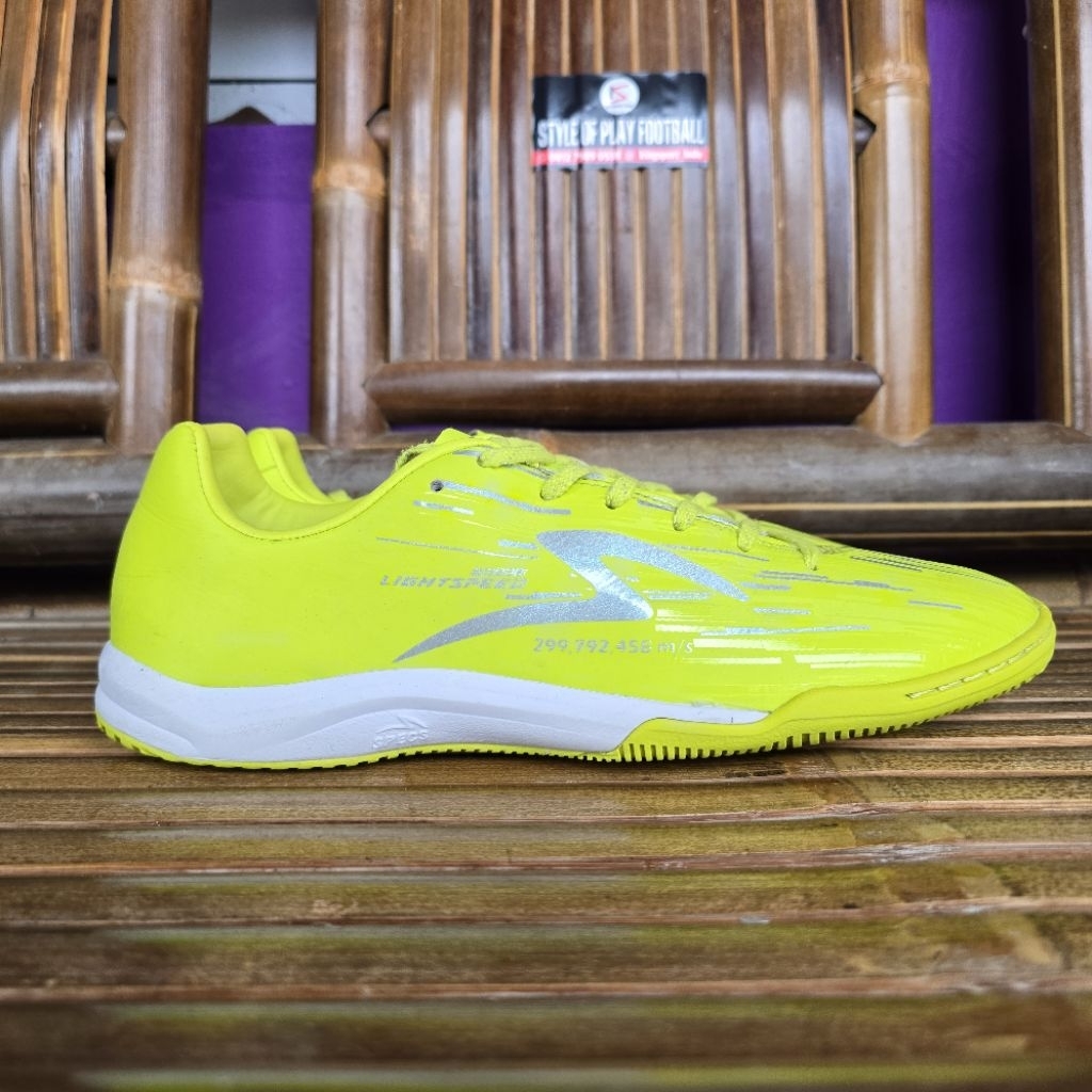 specs ls reborn zest green in sz 39 (second)