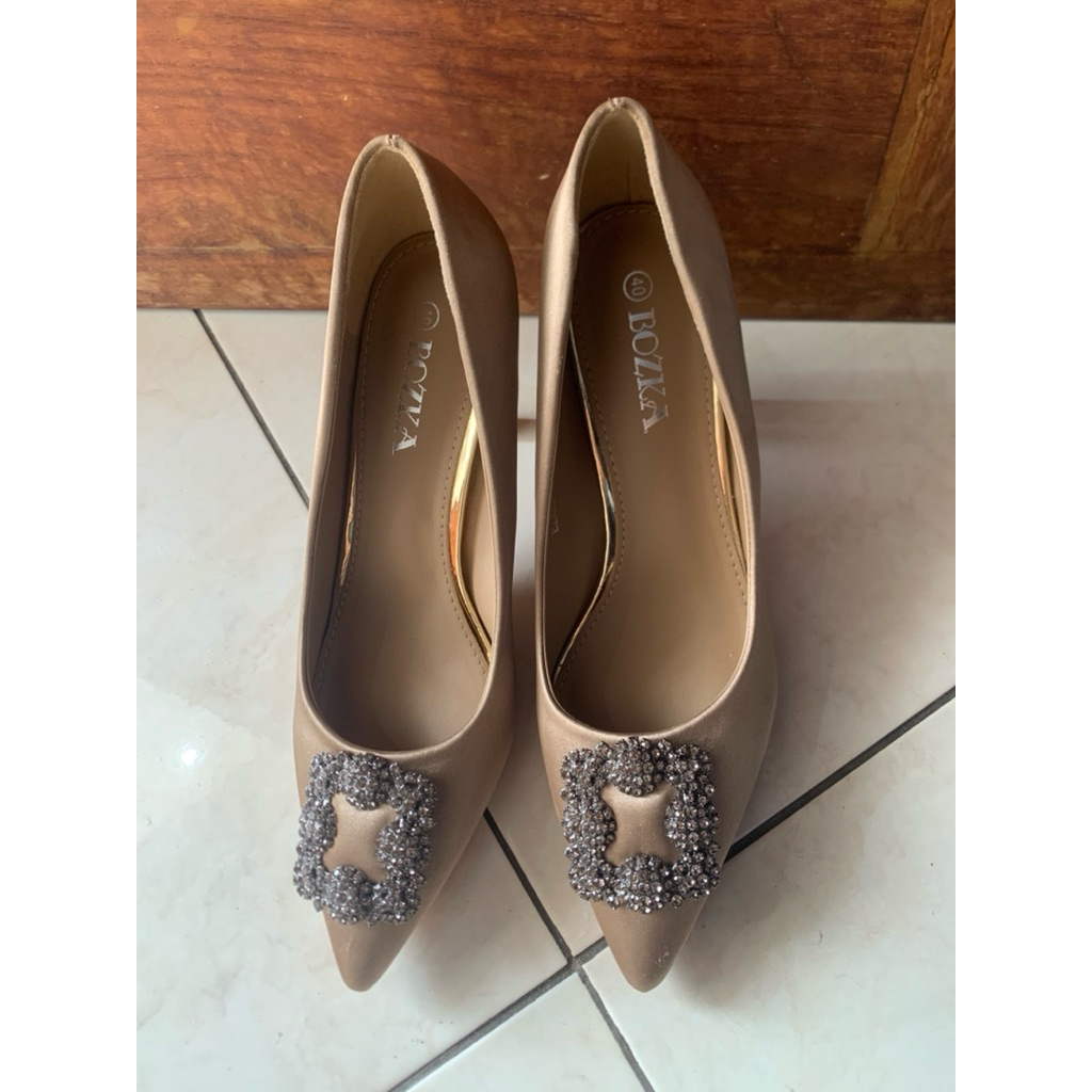 HEELS BOZKA KHAKI UK 40 USED