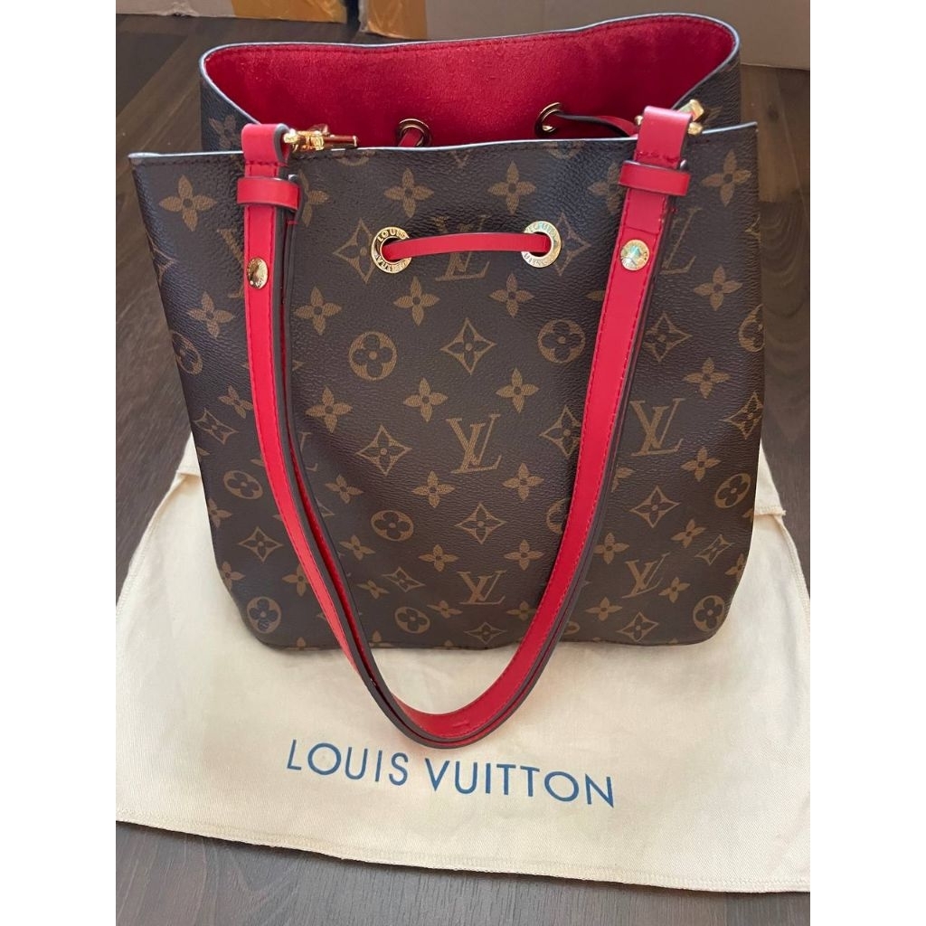 Shoulder Bag LV Neonoe 26cm
