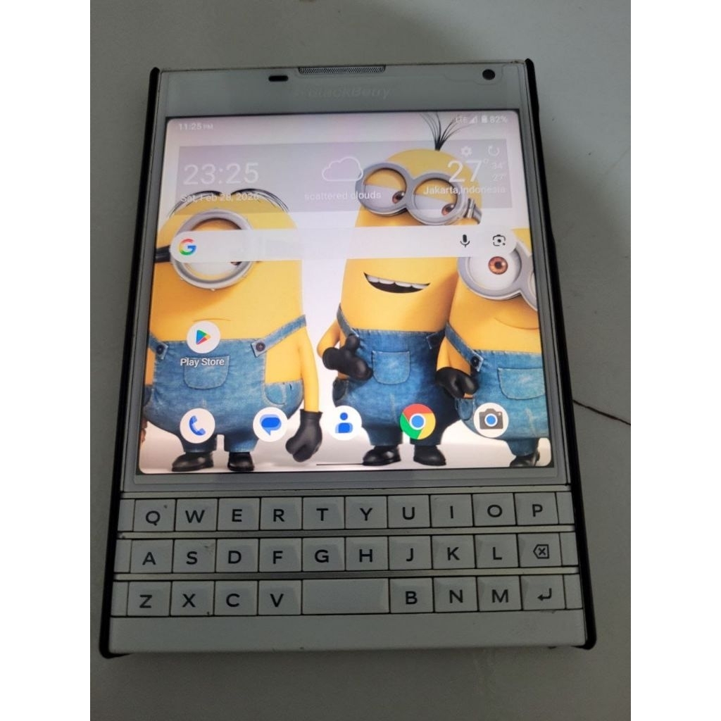 Handphone Blackberry Passport BB Paspor Sudah Android 11 3/64