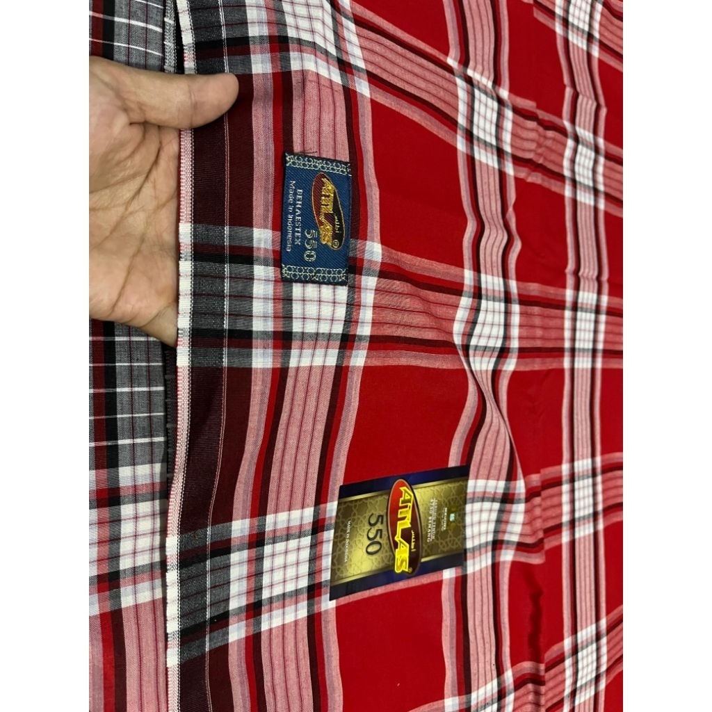 Sarung Atlas dan jadulan