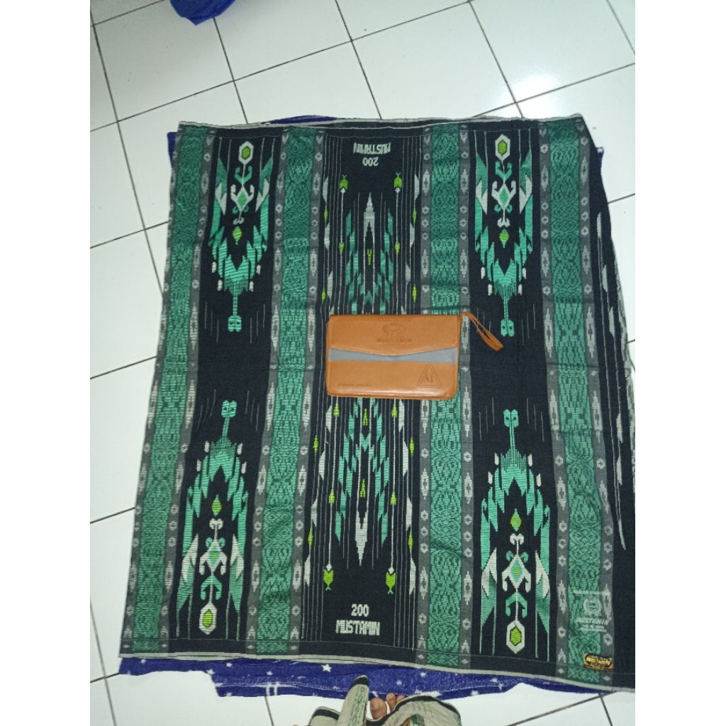sarung mustamin 200