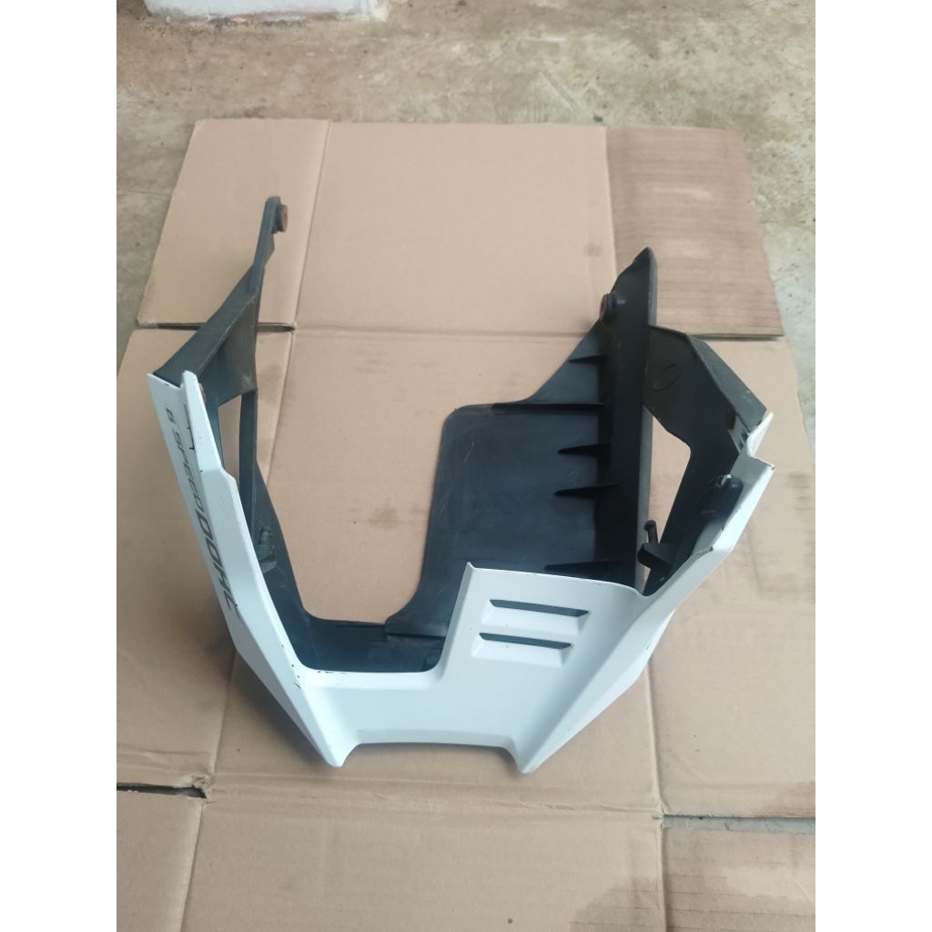 UNDER COWL NEW CB 150R V3 ORIGINAL COPOTAN WARNA PUTIH