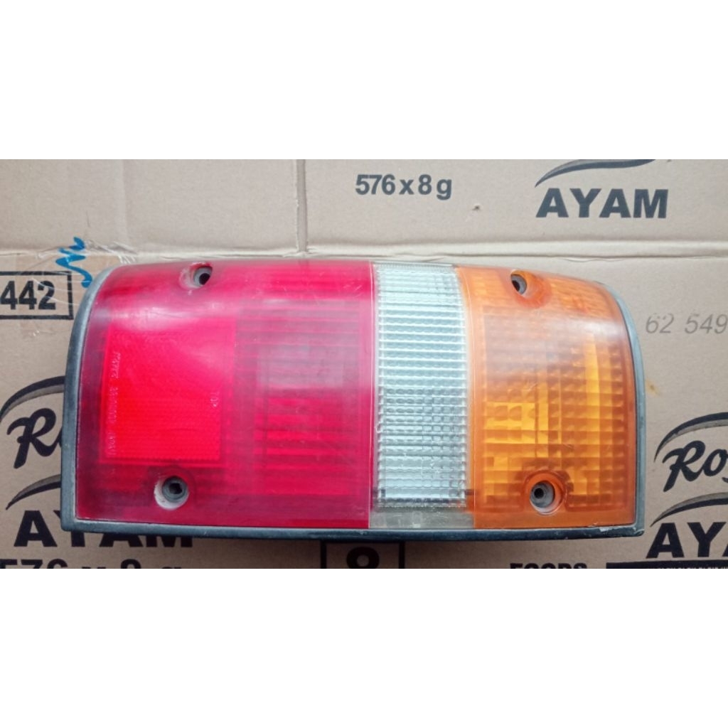lampu stop Mobil kijang grand sebelah kiri ORI bekas