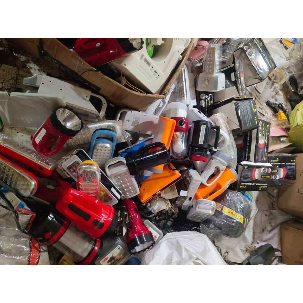 Senter Lampu Gambling Like New