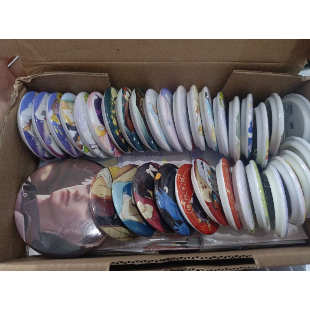 Pin Badge Sylus Love and Deepspace Chibi Love and Deepspace Xavier Rafayel Zayne Badge Haikyuu Tsuki