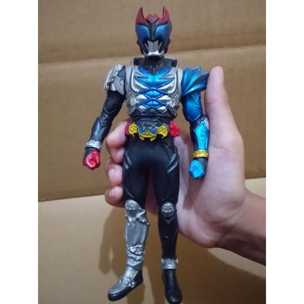 RHS Kamen Rider Kiva 1